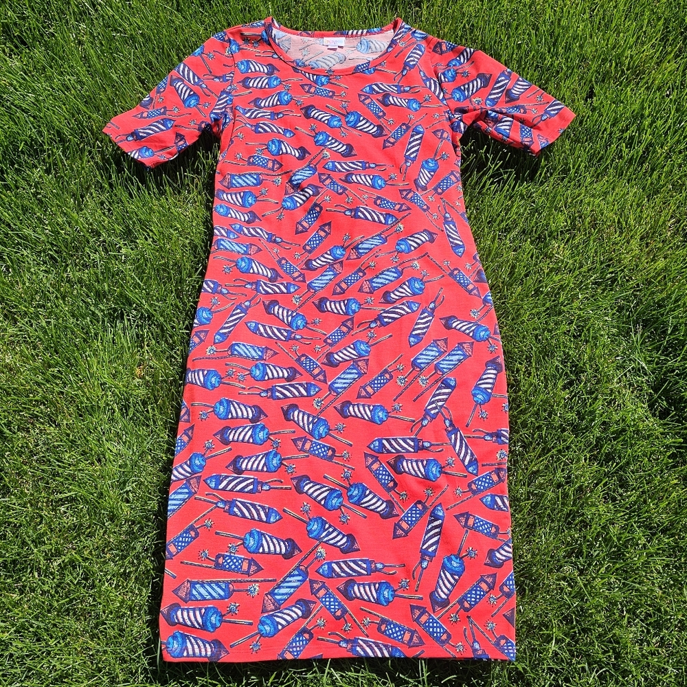 Like New LuLaRoe Patriotic Firecracker Dress Size Medium